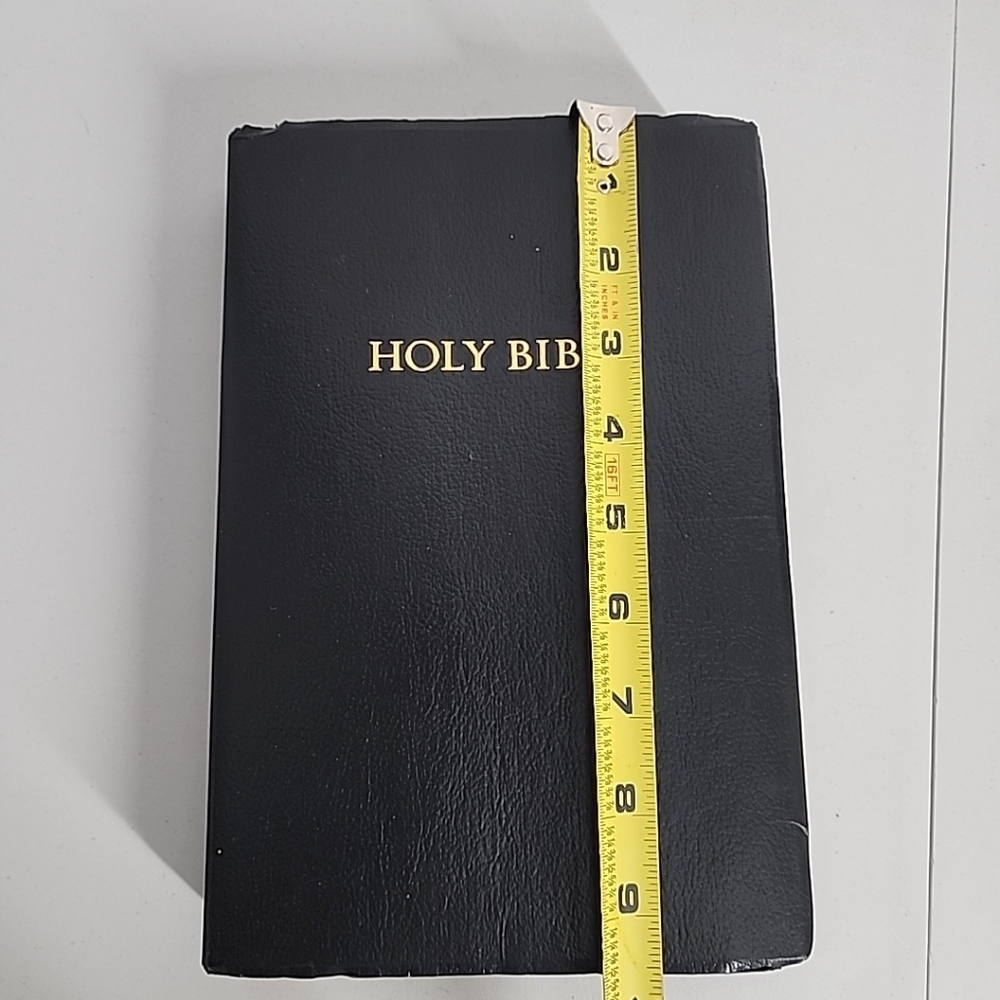 KJV Giant Print Bible ISBN 9780840703446 King James Version Nelsons - Picture 2 of 11